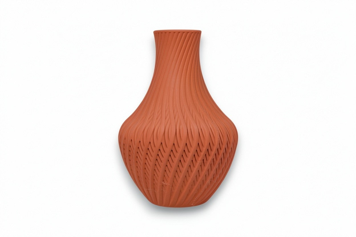Quell Vase – by h3liØ Designs