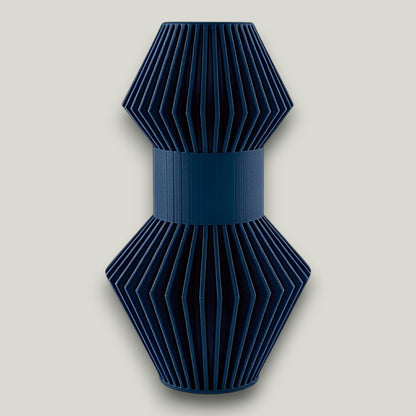 Anter Vase – by Modern Machine