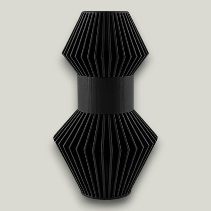Anter Vase – by Modern Machine