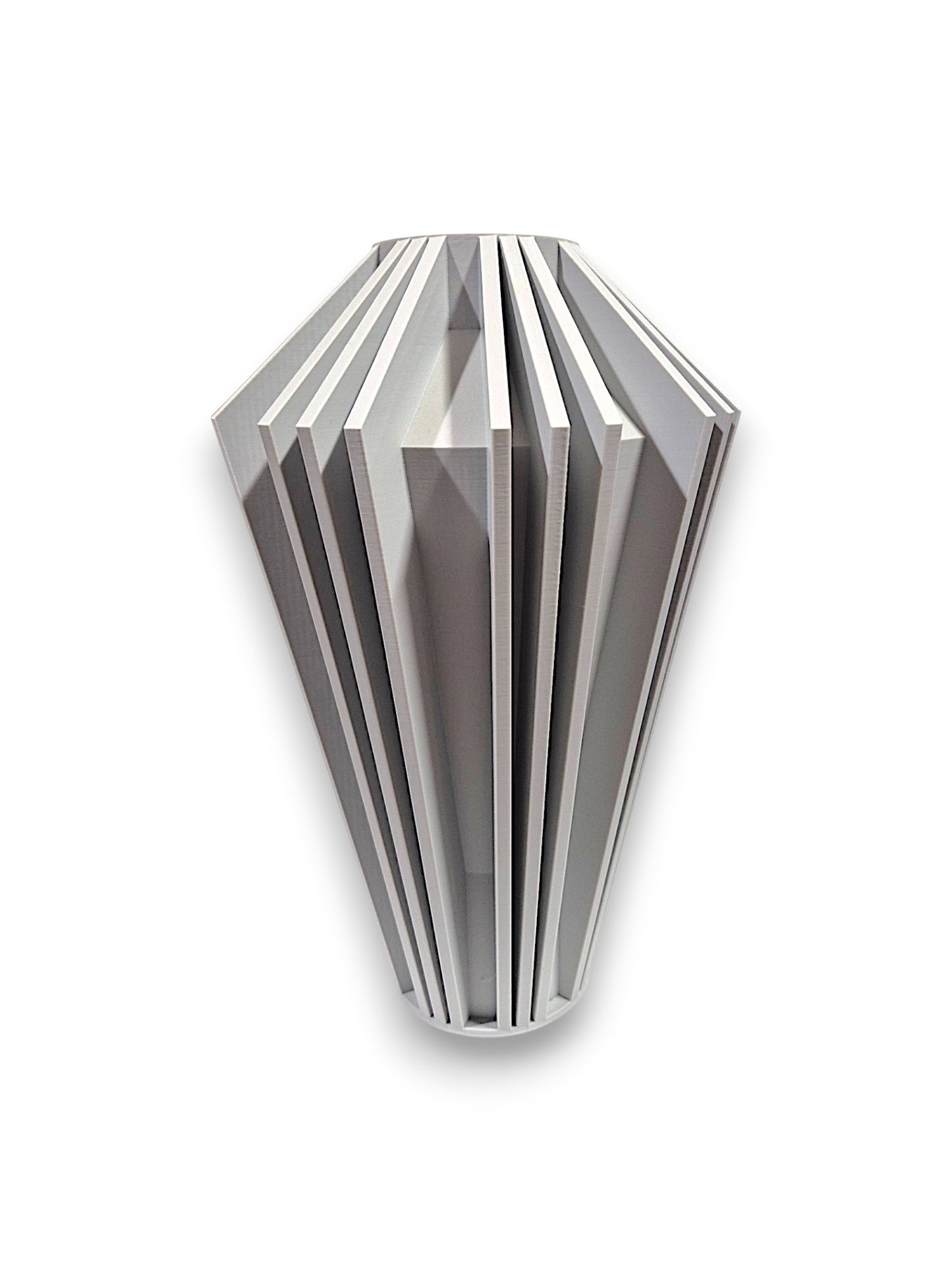 Kimi Vase – Display Piece (Bumps & Bruises)