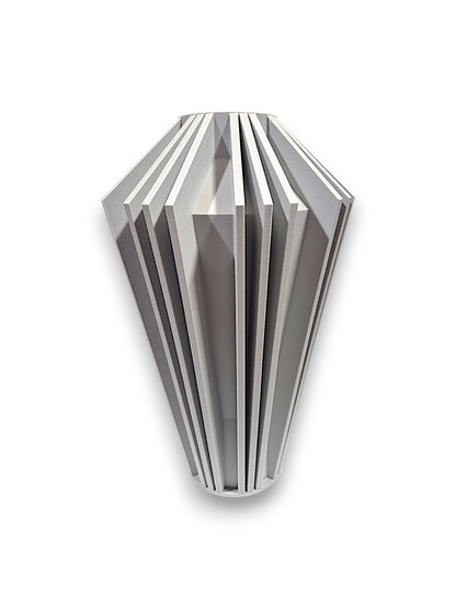 Kimi Vase – Display Piece (Bumps & Bruises)