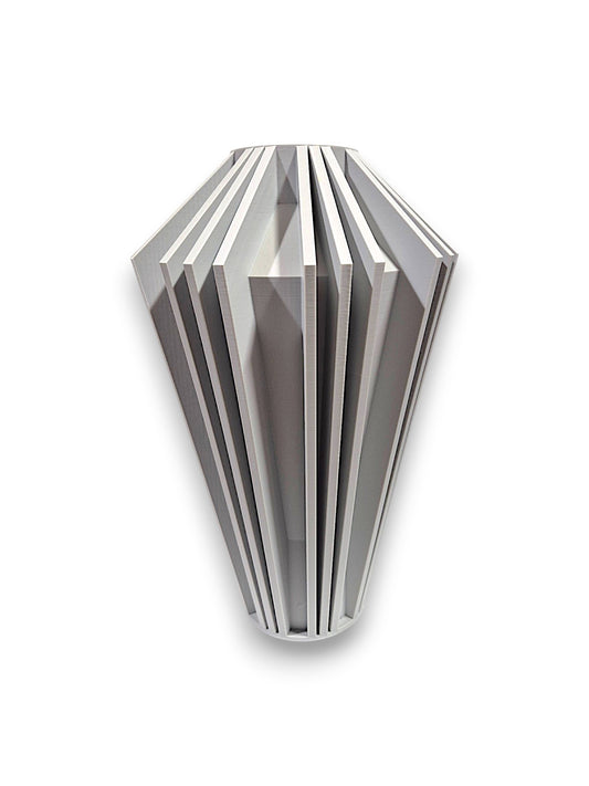 Kimi Vase – Display Piece (Bumps & Bruises)