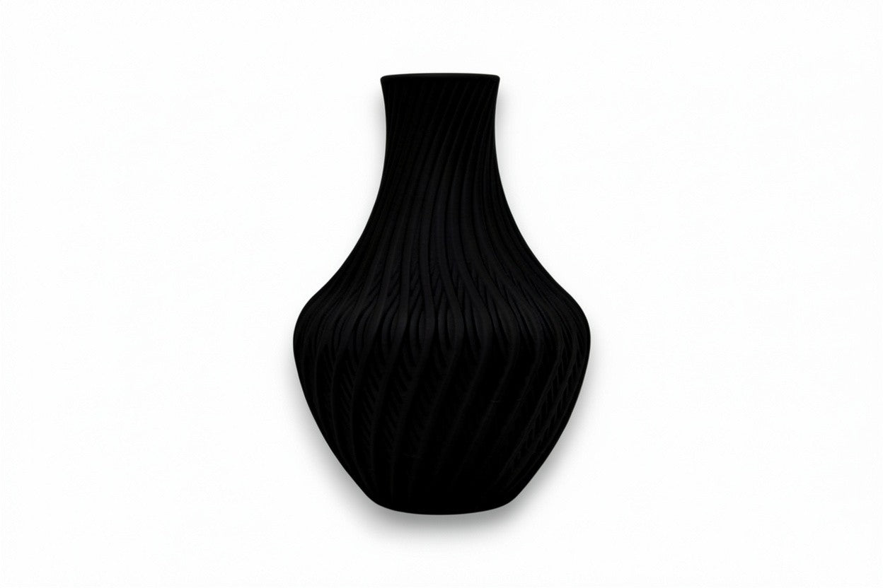 Quell Vase – by h3liØ Designs