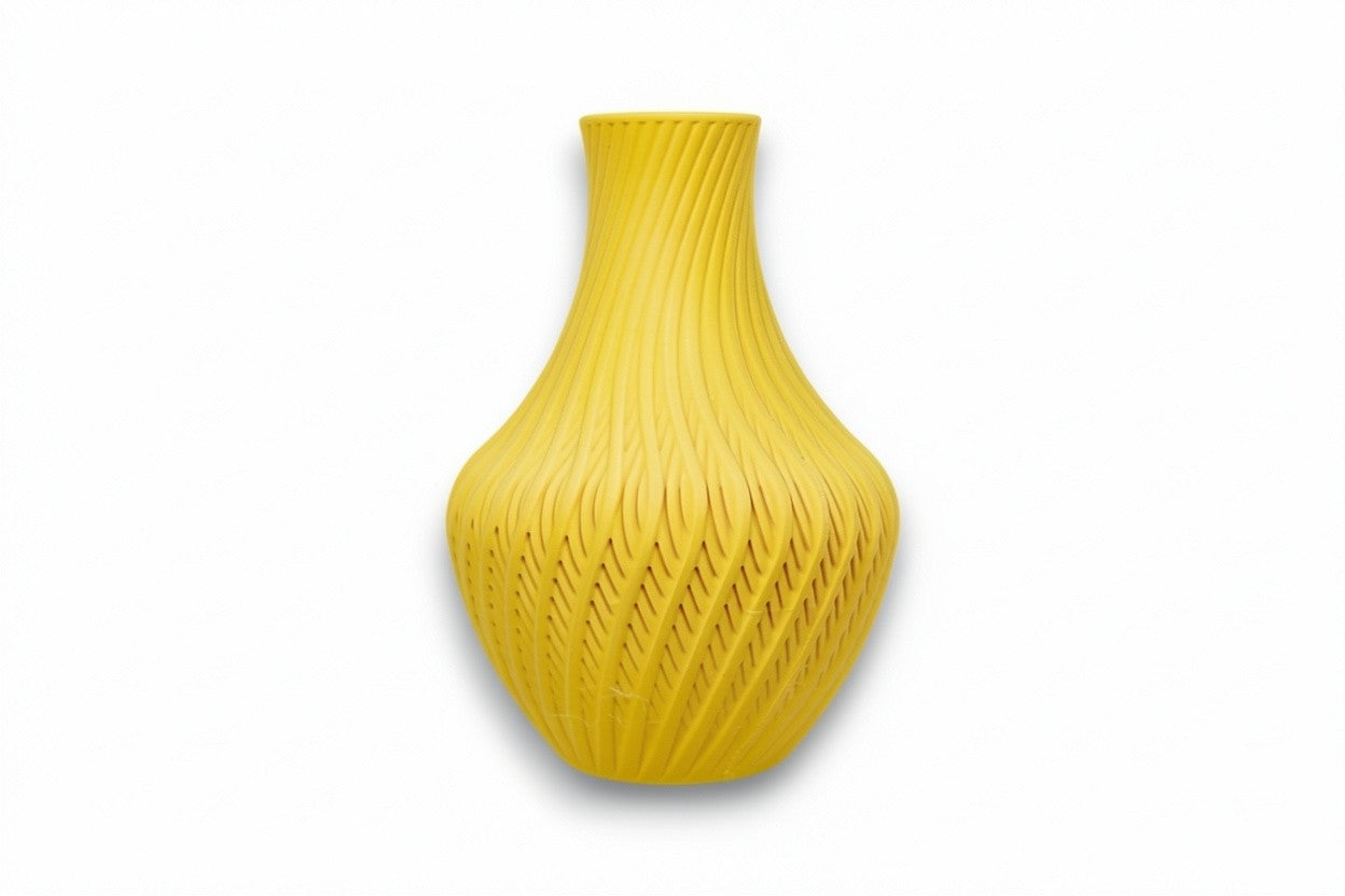 Quell Vase – by h3liØ Designs