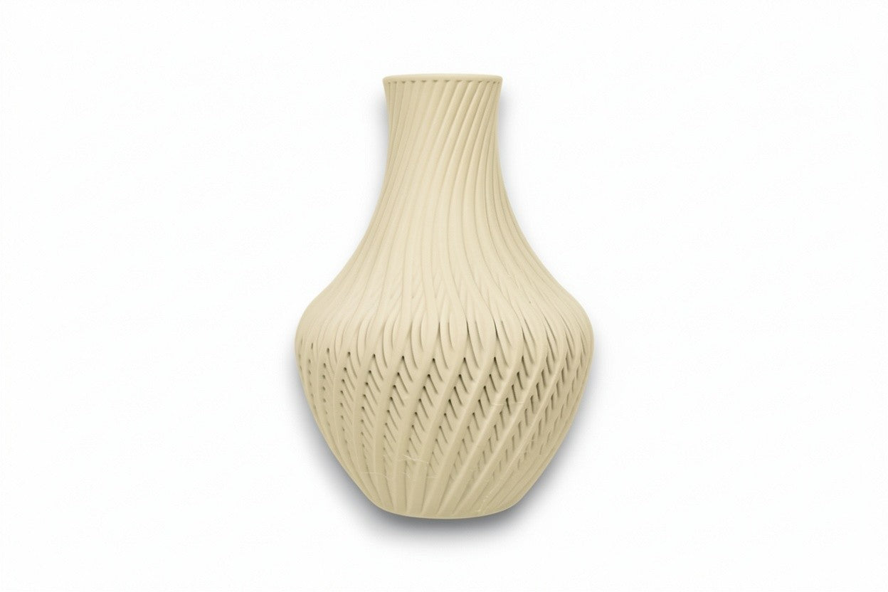 Quell Vase – by h3liØ Designs