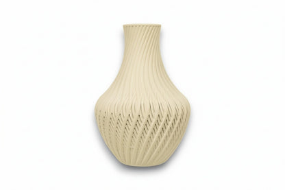 Quell Vase – by h3liØ Designs