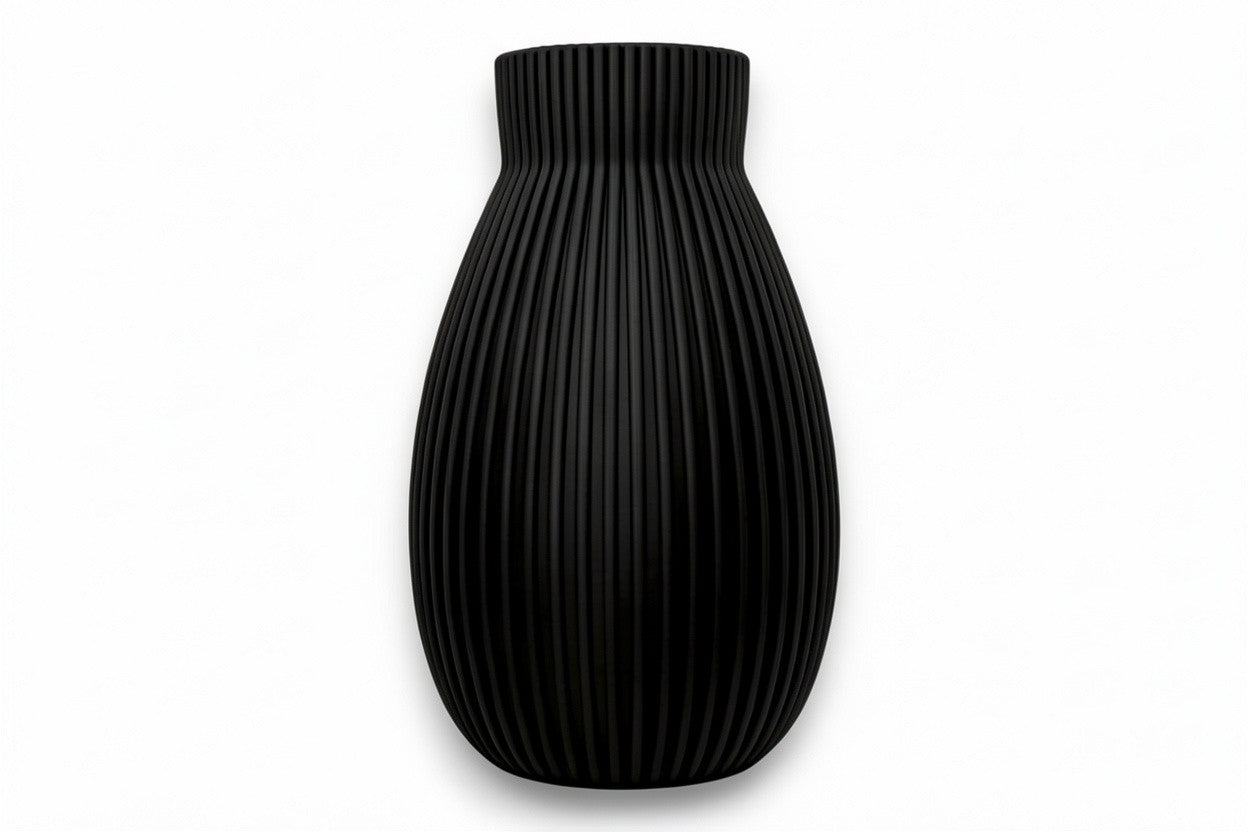 Obscura Vase – by h3liØ Designs