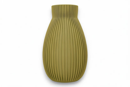 Obscura Vase – by h3liØ Designs