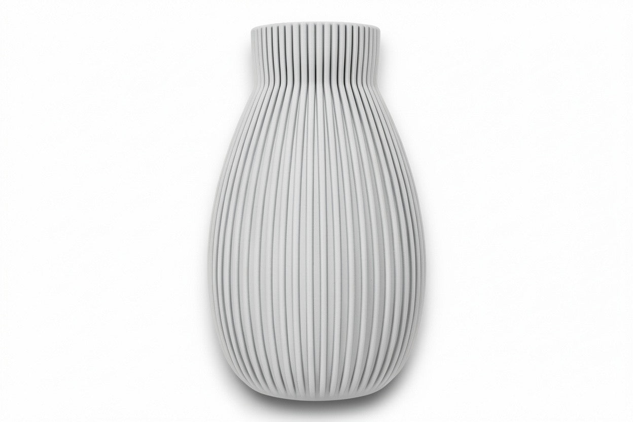 Obscura Vase – by h3liØ Designs