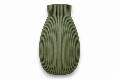 Obscura Vase – by h3liØ Designs