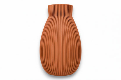 Obscura Vase – by h3liØ Designs