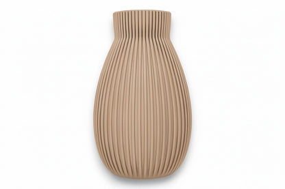 Obscura Vase – by h3liØ Designs