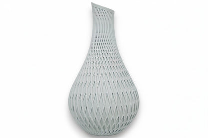 Vanta Vase – by h3liØ Designs