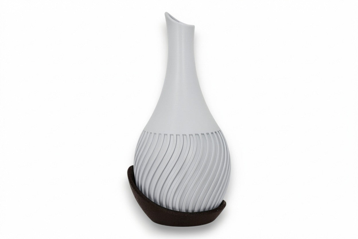 Wavy Vase – by h3liØ Designs
