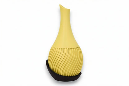 Wavy Vase – by h3liØ Designs