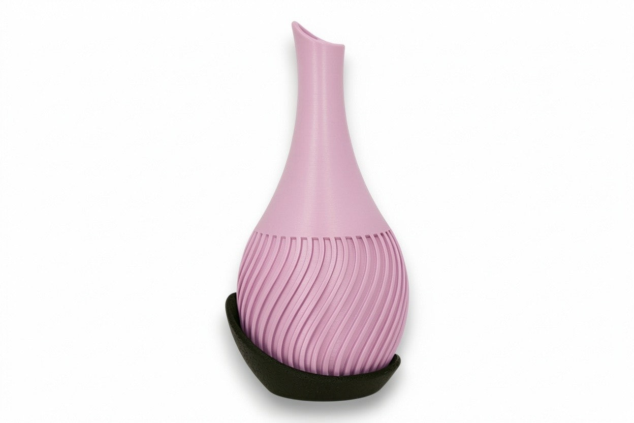 Wavy Vase – by h3liØ Designs