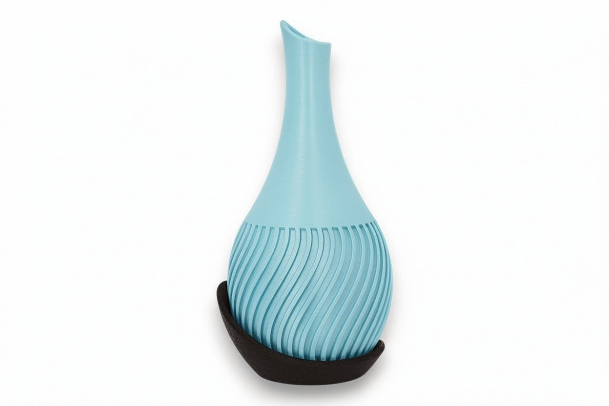 Wavy Vase – by h3liØ Designs