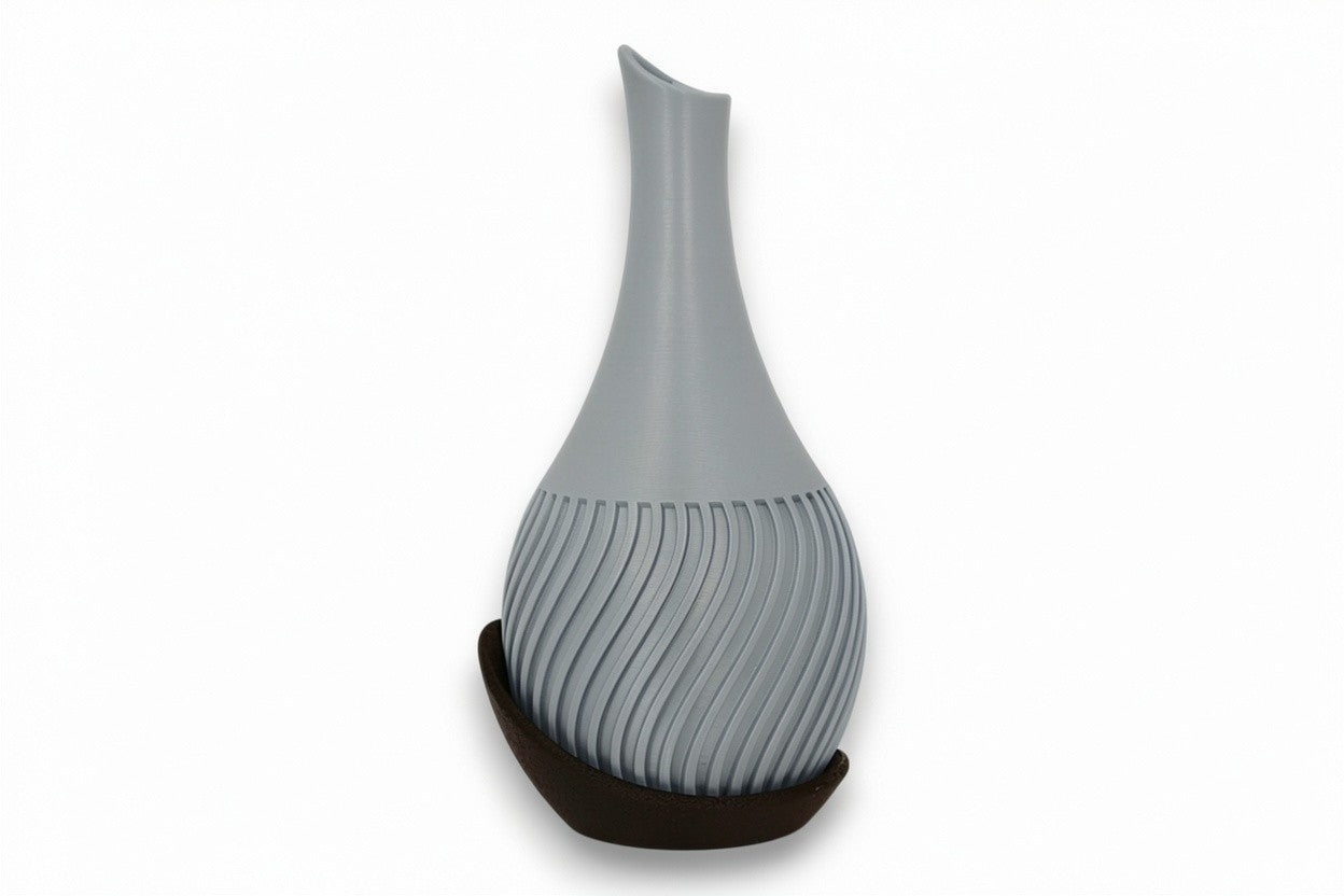 Wavy Vase – by h3liØ Designs