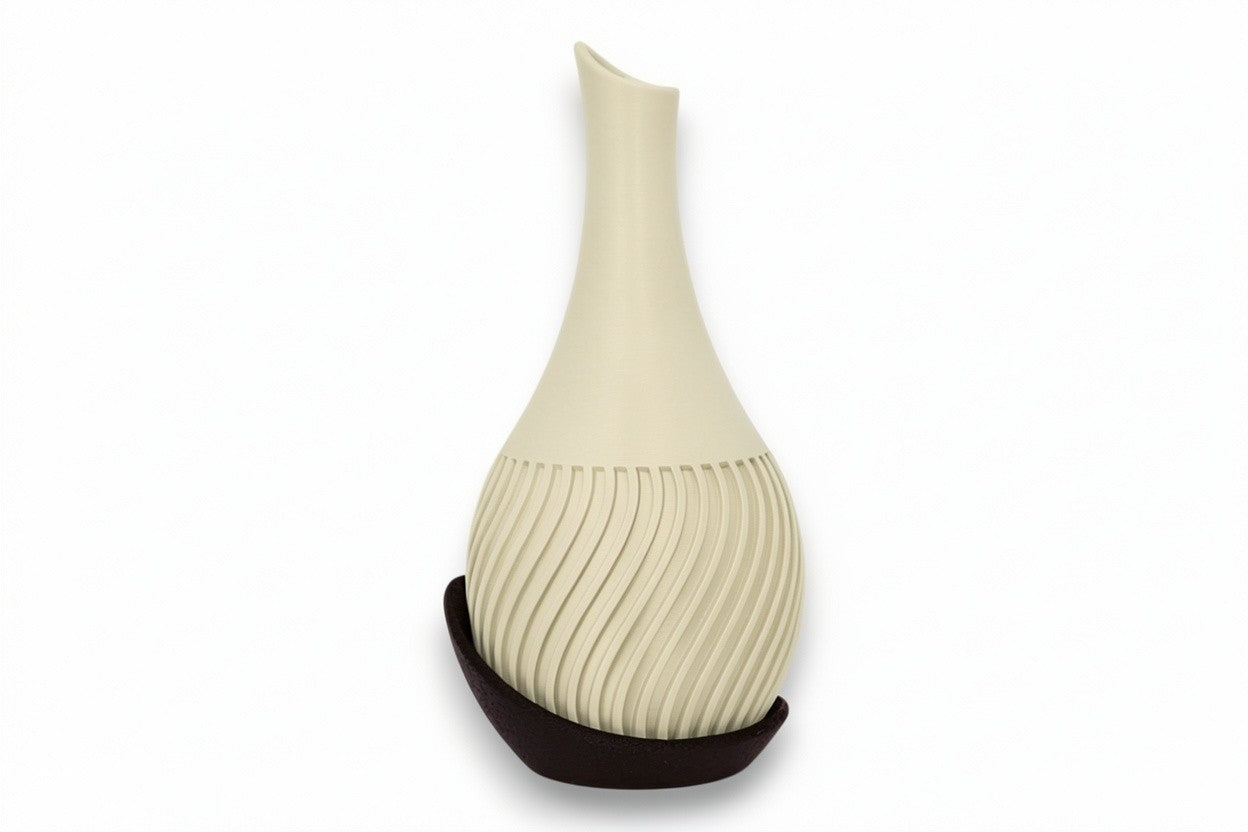 Wavy Vase – by h3liØ Designs