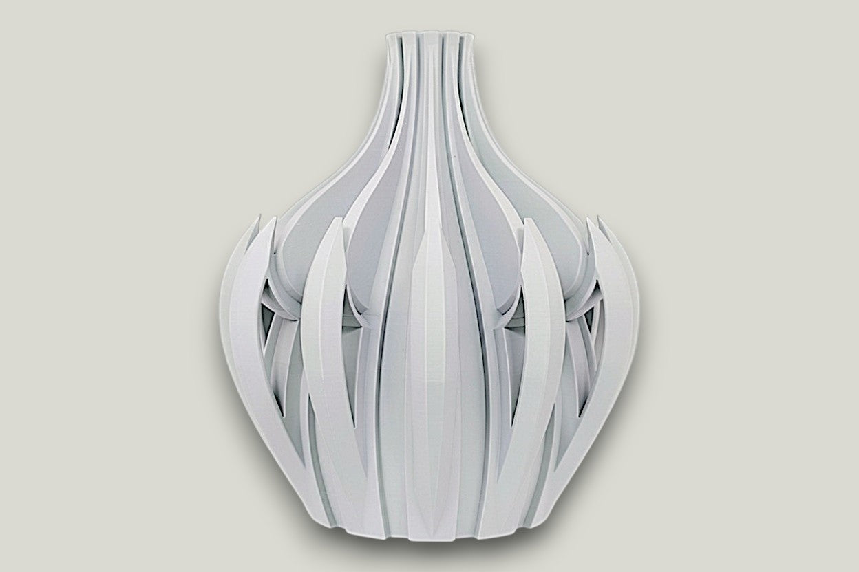 Veno Vase - by Modern Machine