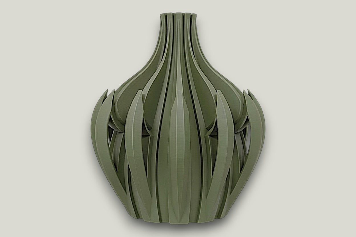 Veno Vase - by Modern Machine