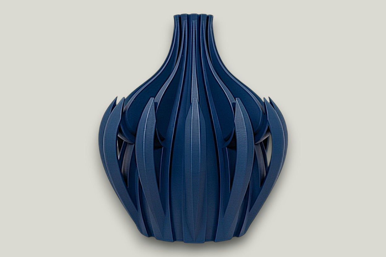 Veno Vase - by Modern Machine
