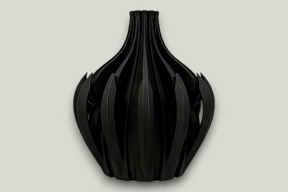 Veno Vase - by Modern Machine