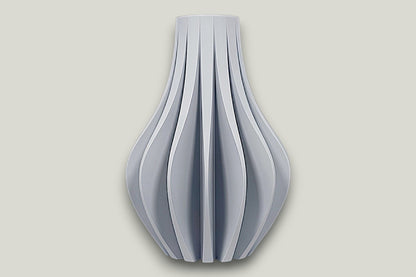 Zolara Vase - by Modern Machine
