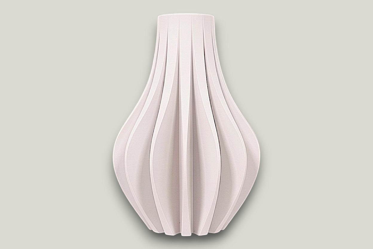 Zolara Vase - by Modern Machine
