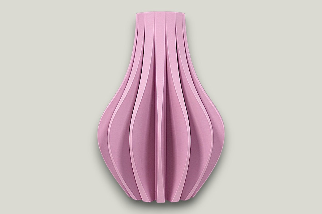 Zolara Vase - by Modern Machine