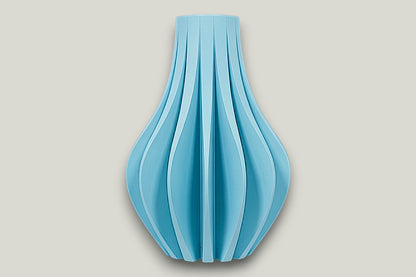 Zolara Vase - by Modern Machine