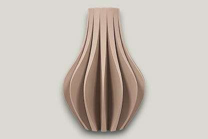 Zolara Vase - by Modern Machine