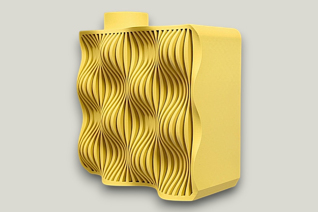 Kamso Vase – by Modern Machine