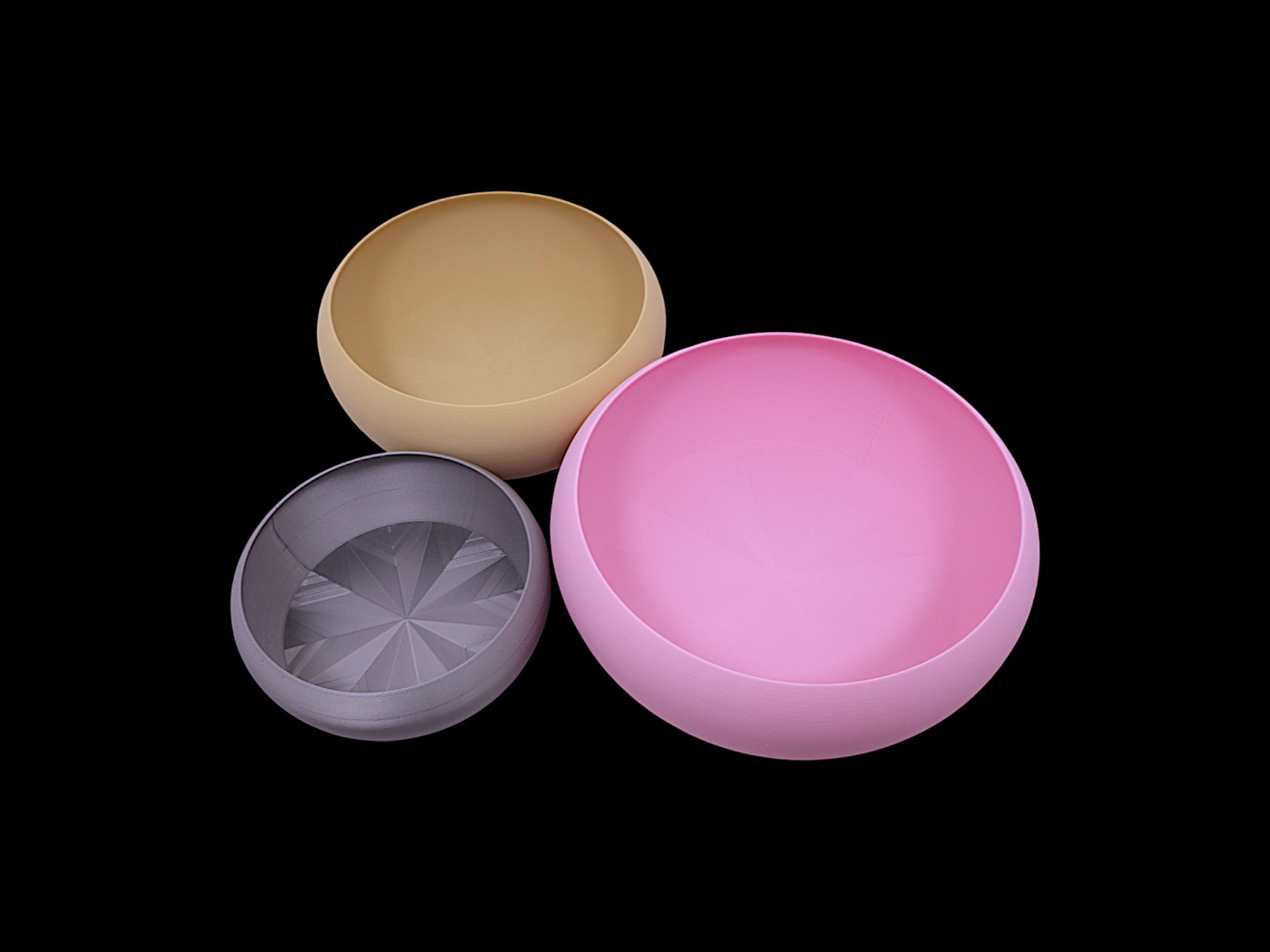 Catch-all trays – 3-pack set in pink, tan, and smooth gray PLA, stacked in triangular layout

