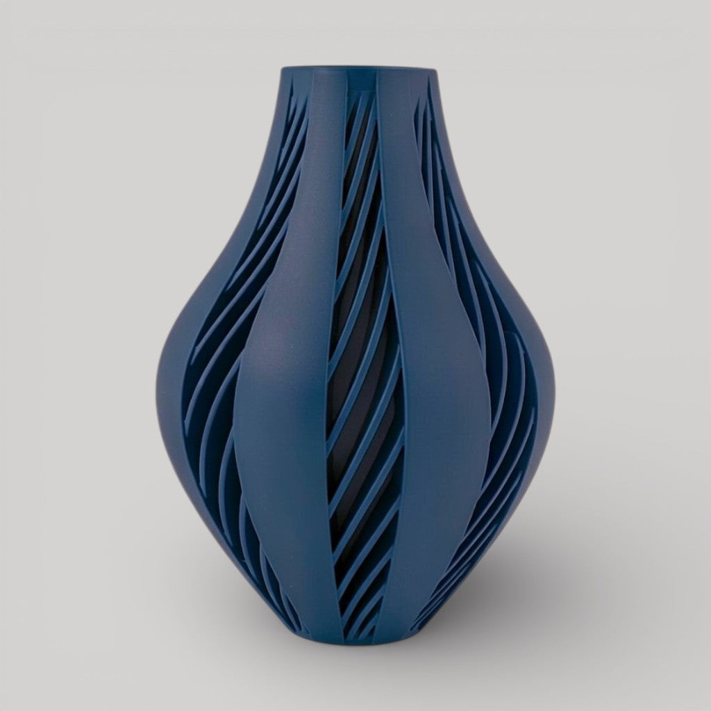 Yorio Vase - by Modern Machine