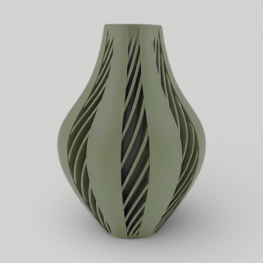 Yorio Vase - by Modern Machine
