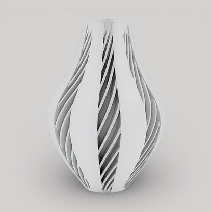 Yorio Vase - by Modern Machine